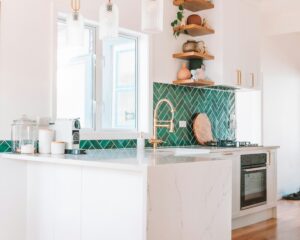 Installer une cuisine neuve dans son appartement : le guide ultime